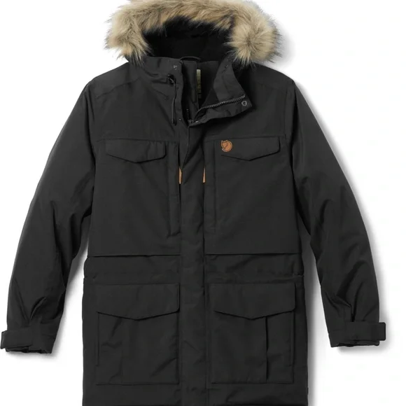 New Fjallraven Yupik Down Parka in Men’s Medium Black